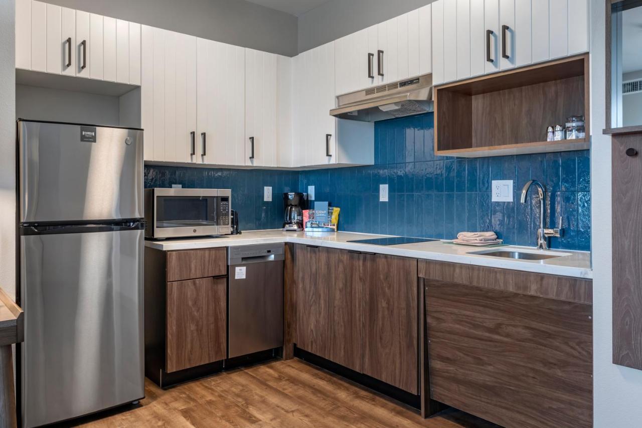 Staybridge Suites Grand Prairie Near Epic Central By Ihg Eksteriør billede