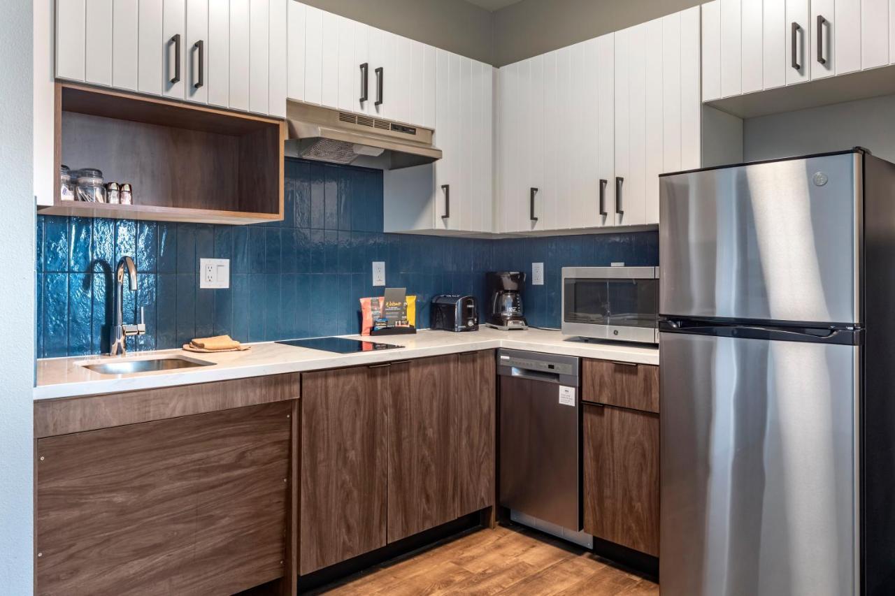 Staybridge Suites Grand Prairie Near Epic Central By Ihg Eksteriør billede